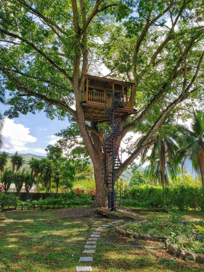 Villa Casa En El Arbol Utica Esterno foto