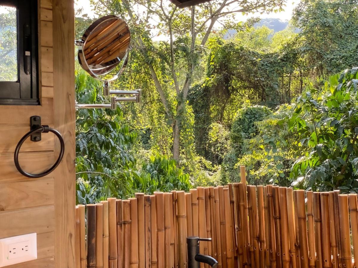 Villa Casa En El Arbol Utica Esterno foto